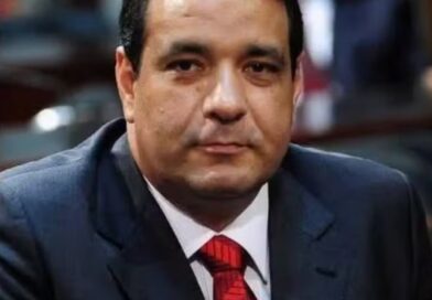 Deputado Alan Sanches é sepultado em Salvador após missa na Assembleia Legislativa da Bahia com presença de autoridades